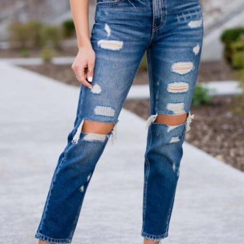 Kancan distressed boyfriend jeans BNWT size 5/26